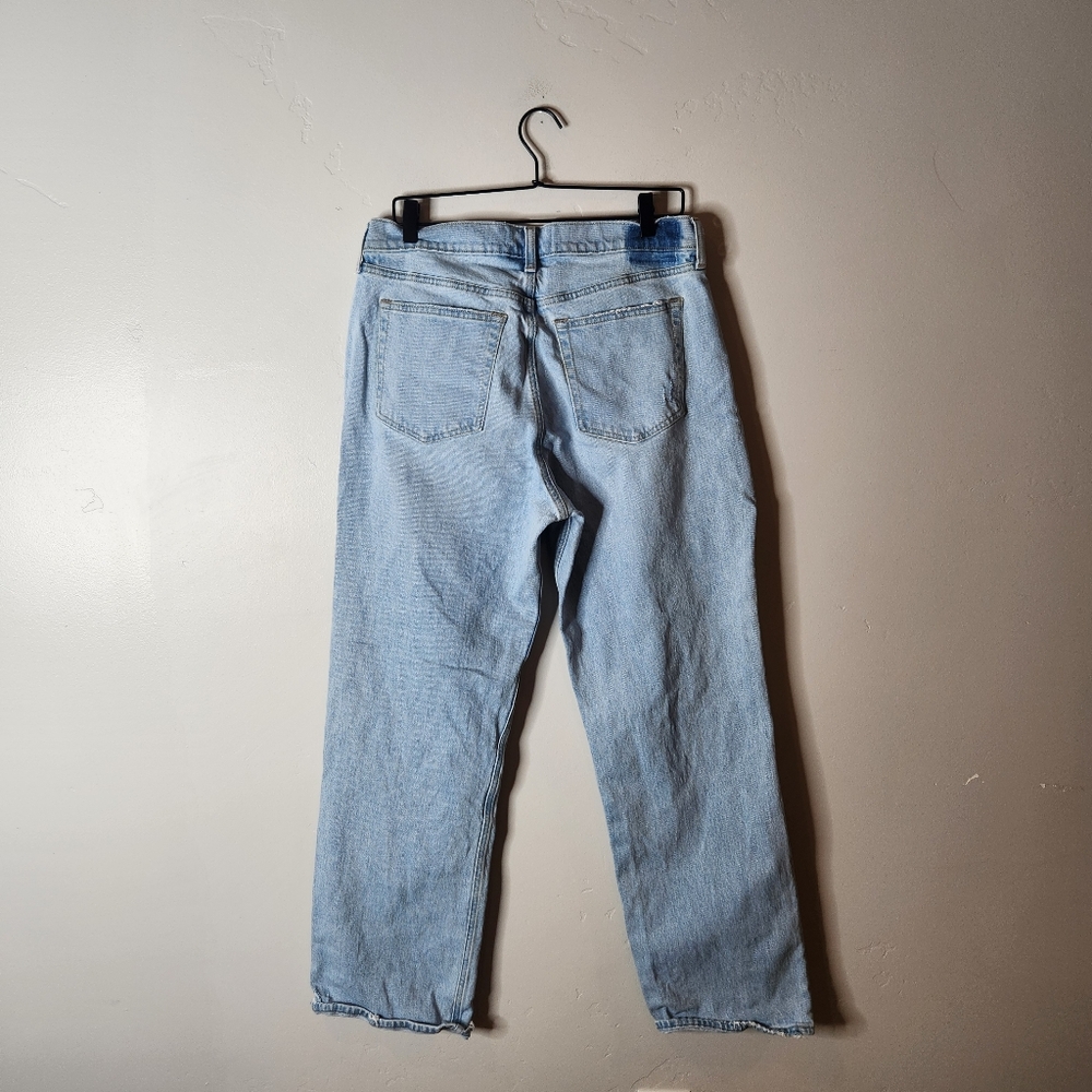 Abercrombie & Fitch Curve Love The Baggy Low Rise Distressed Size 30/10 - Picture 2 of 7